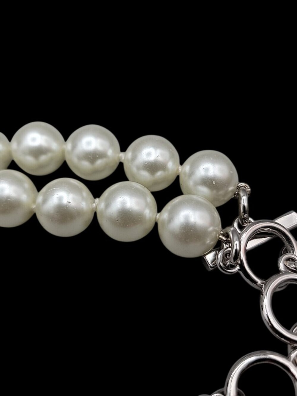 Givenchy Hematite-Plated Chain & Faux Pearl Necklace Glass Stones Accent Vtg 19" - Picture 16 of 16